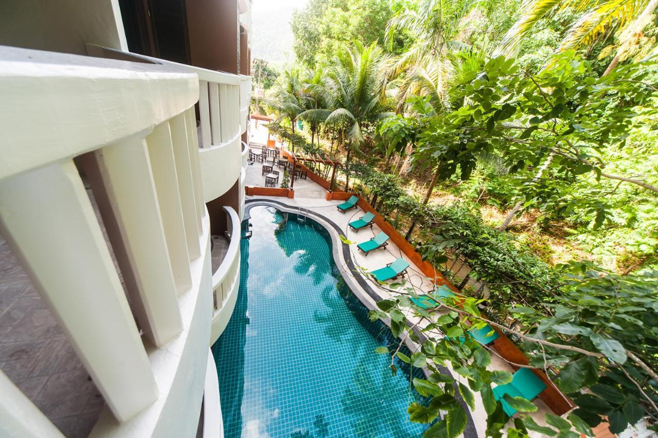Ratana Hill Patong Aparthotel Exterior photo