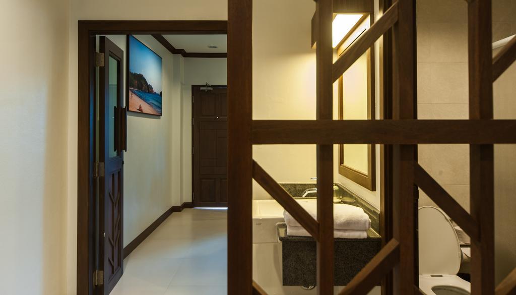Ratana Hill Patong Aparthotel Room photo
