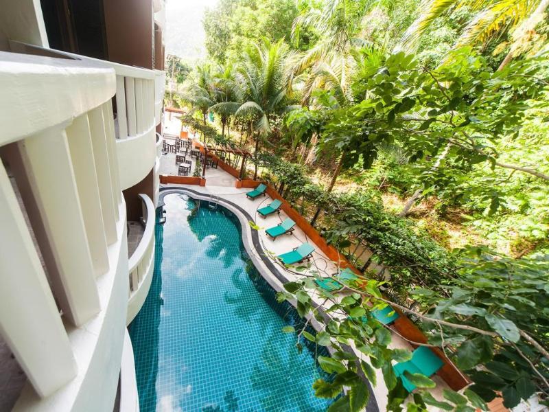 Ratana Hill Patong Aparthotel Exterior photo