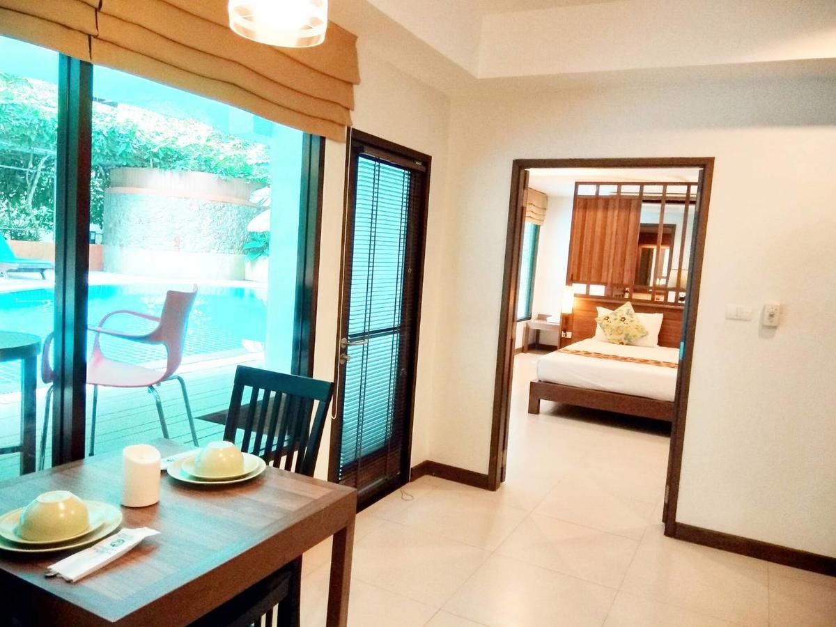 Ratana Hill Patong Aparthotel Exterior photo