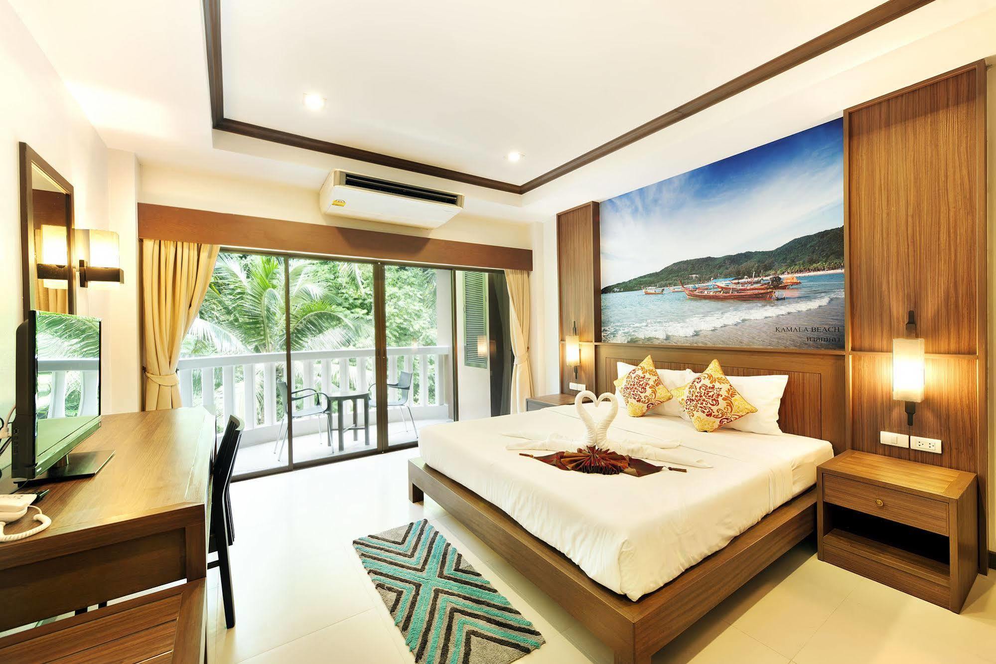 Ratana Hill Patong Aparthotel Exterior photo